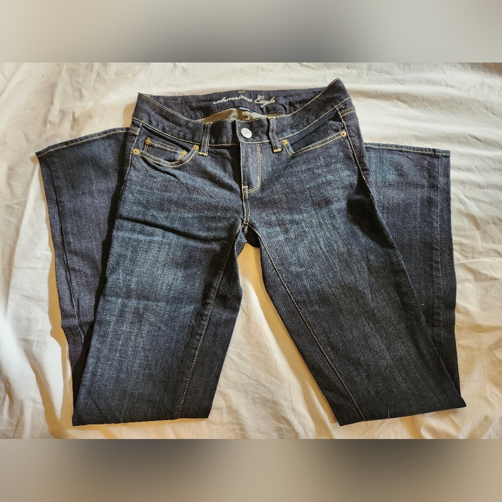 American eagle dark denim straight leg jeans